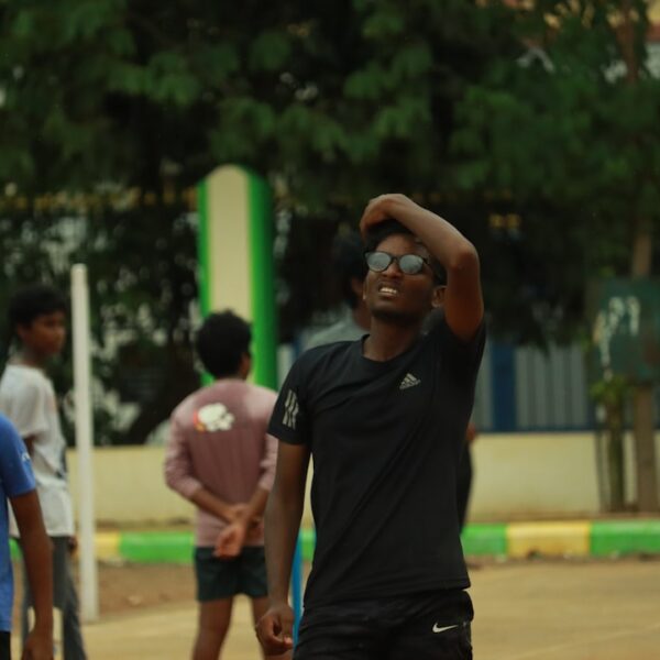 Rozwój młodych talentów w Warcie Poznań – jak klub w nich inwestuje?