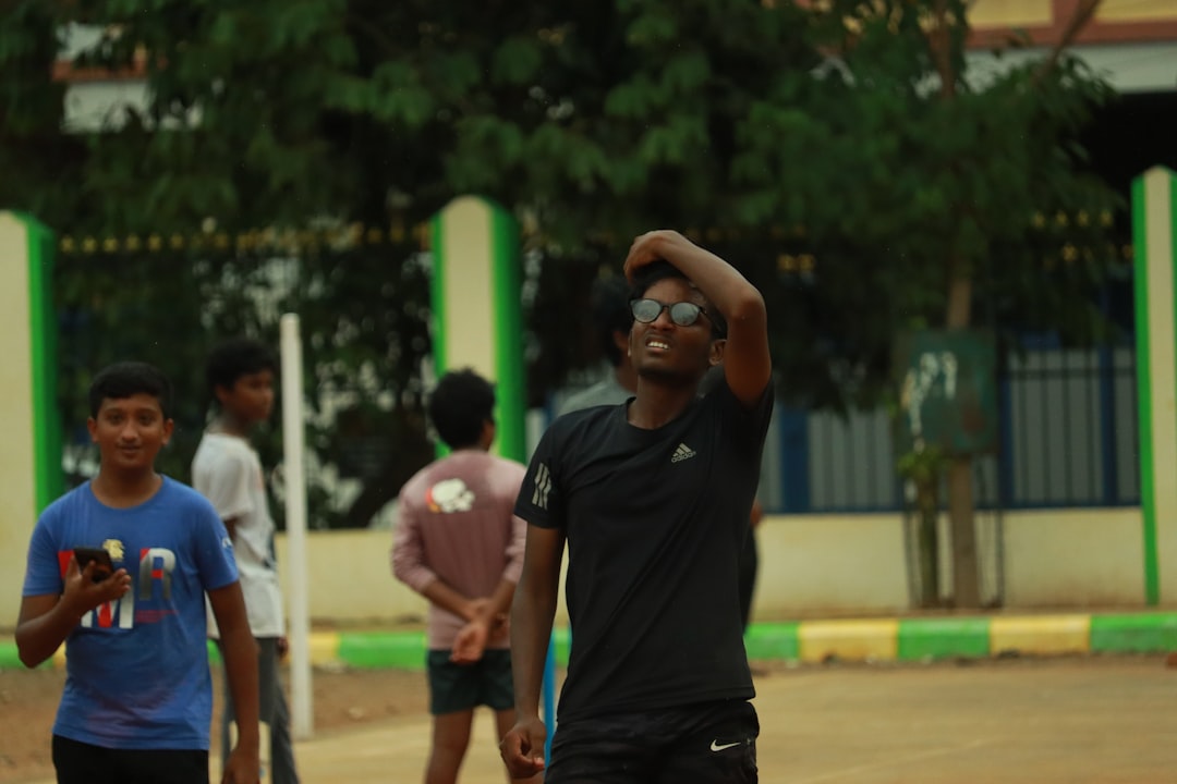 Rozwój młodych talentów w Warcie Poznań – jak klub w nich inwestuje?