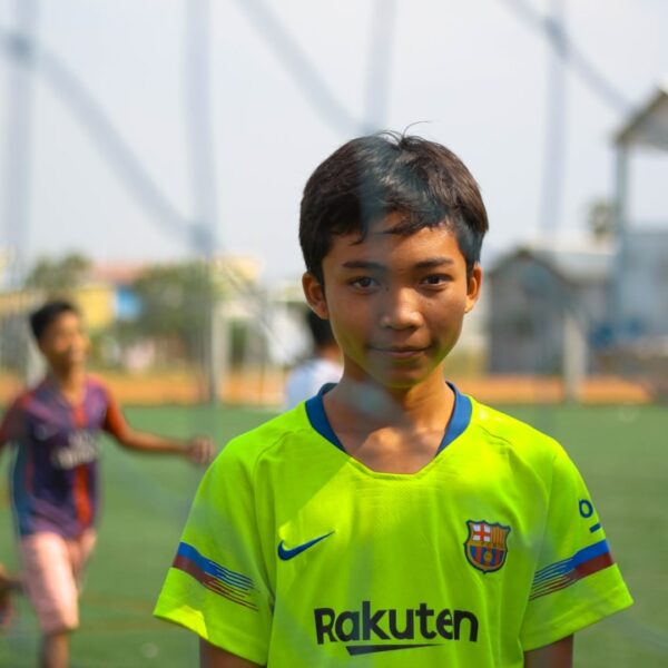 Akademia Warty Poznań – jak zapisać dziecko na treningi?