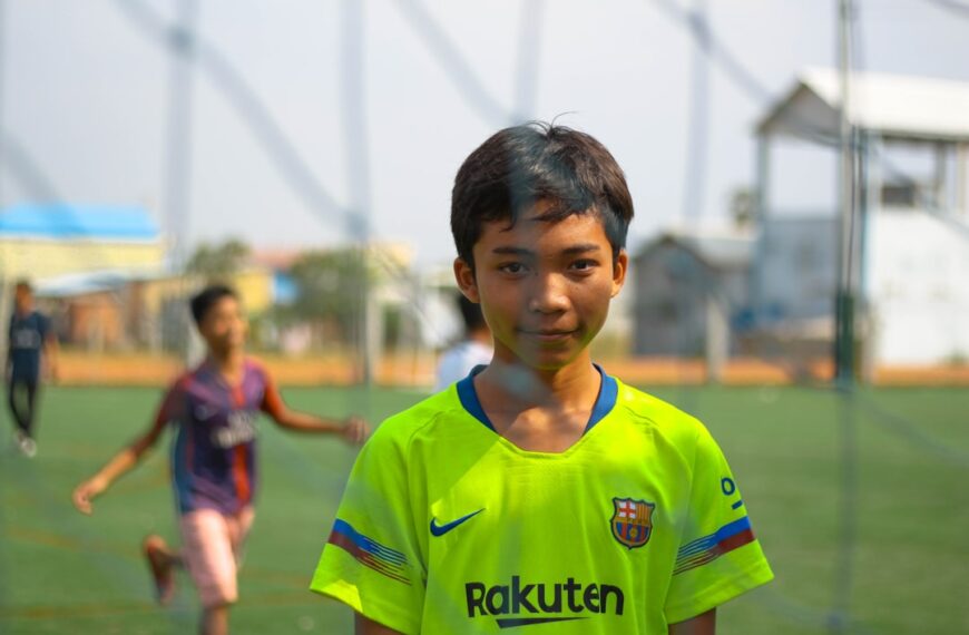 Akademia Warty Poznań – jak zapisać dziecko na treningi?